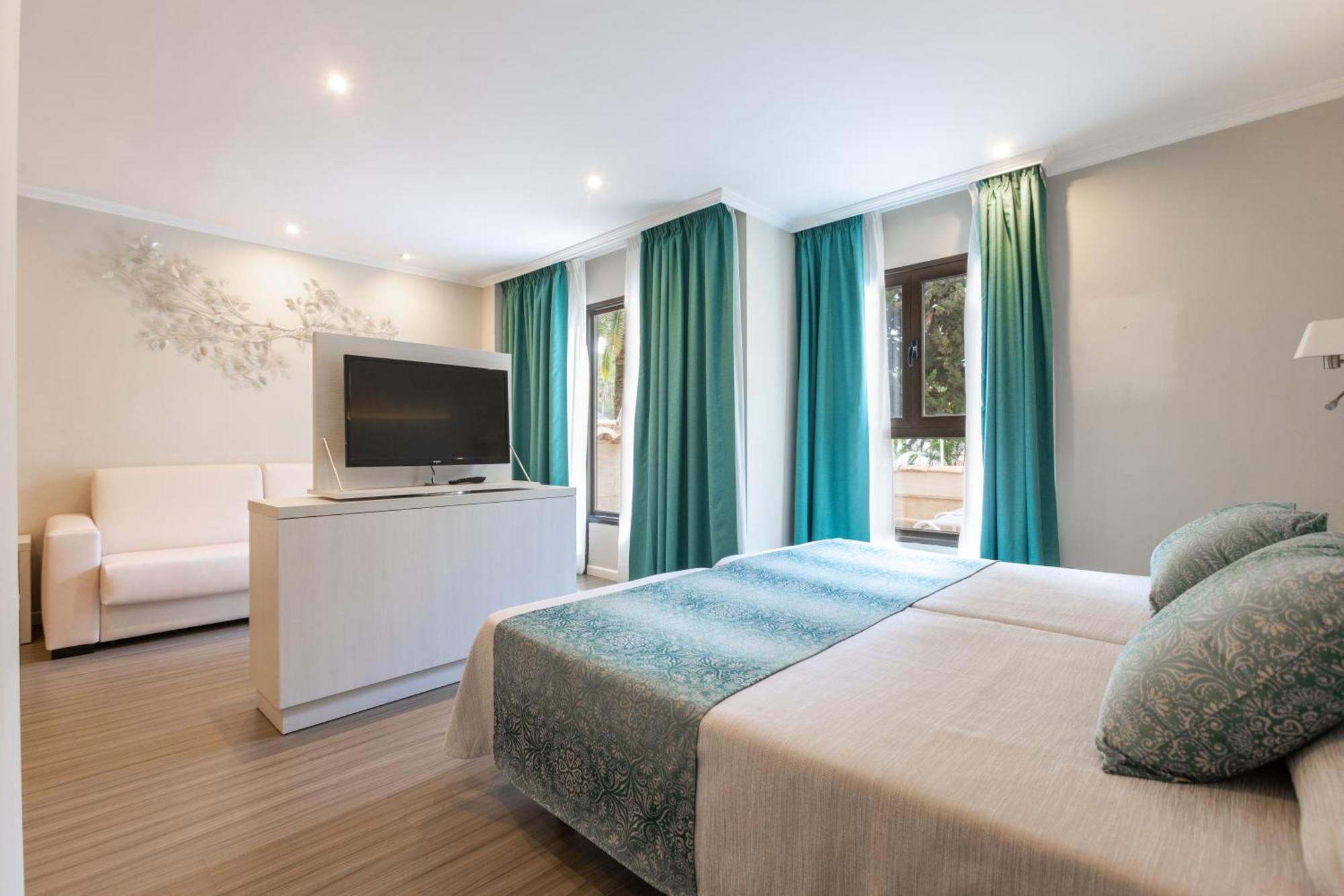 Ona Palmira Paguera Hotel Peguera Bagian luar foto