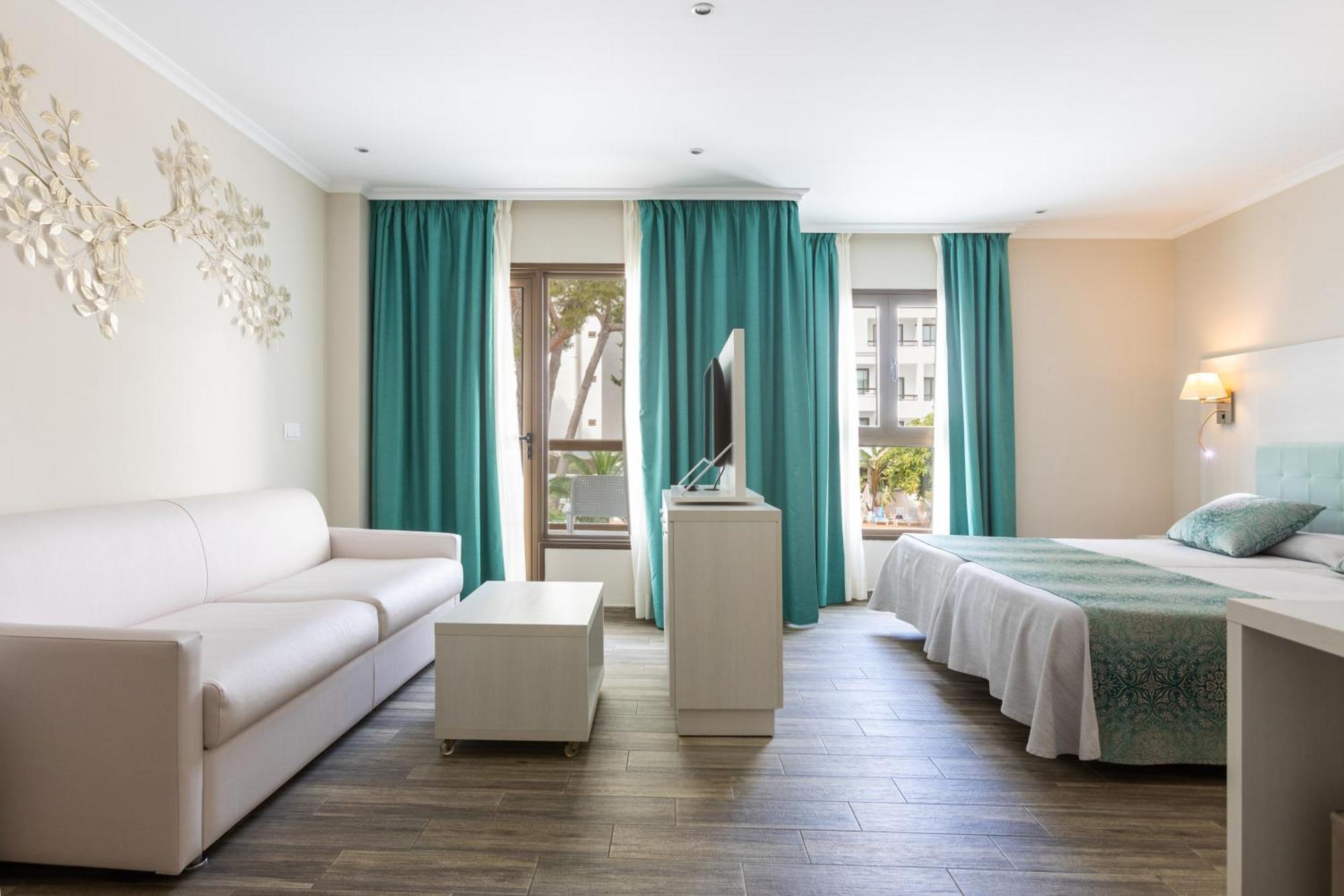 Ona Palmira Paguera Hotel Peguera Bagian luar foto