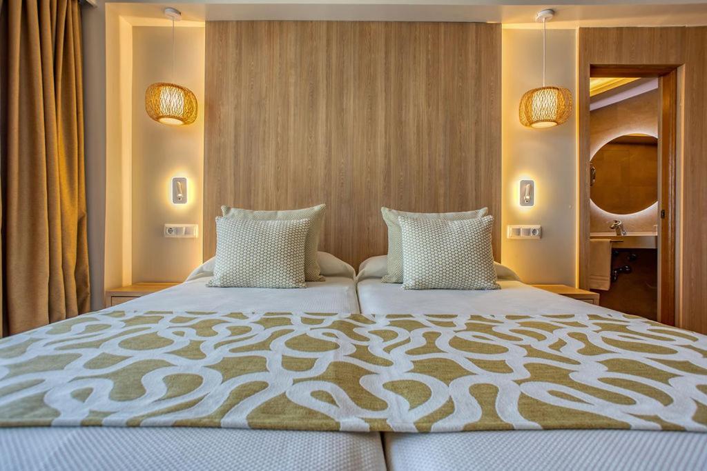 Ona Palmira Paguera Hotel Peguera Bagian luar foto