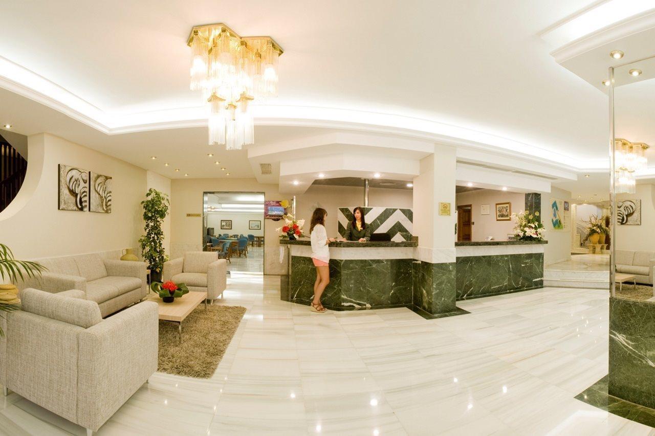 Ona Palmira Paguera Hotel Peguera Bagian luar foto